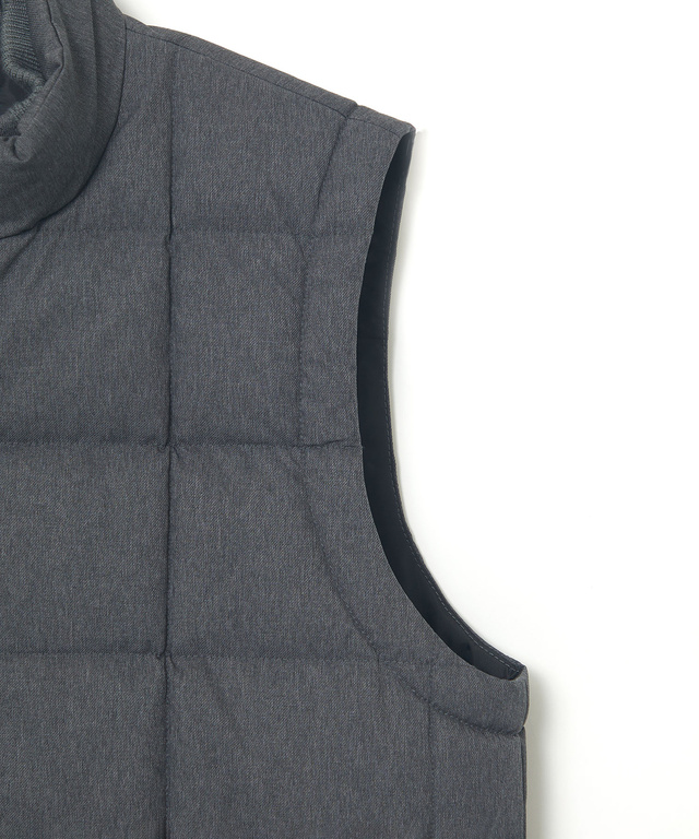 SNOWMAN ベスト
