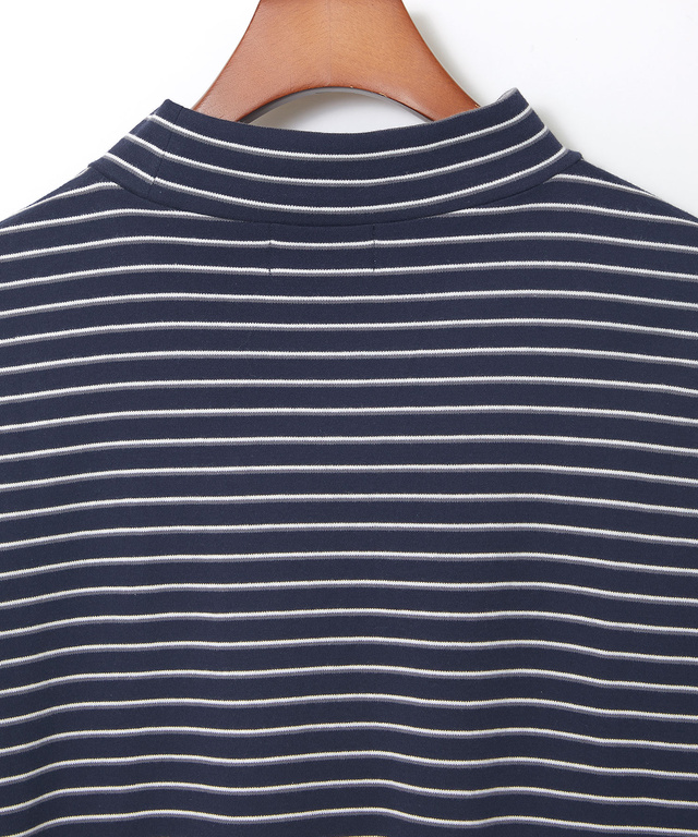 スムース素材 ハイネックカットソー