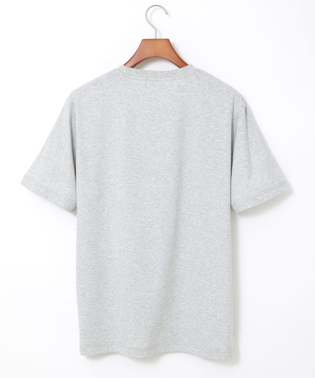 ロゴ モチーフ デザインTシャツ