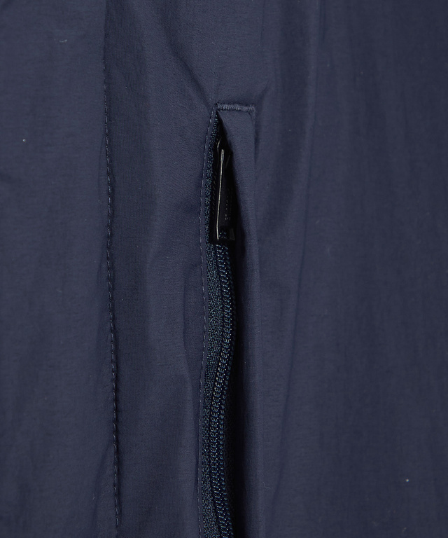 タフタ素材 フード付き ダウンコート【撥水】