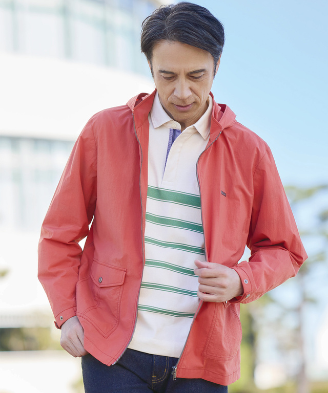 フード付き ストレッチ マウンテンパーカー