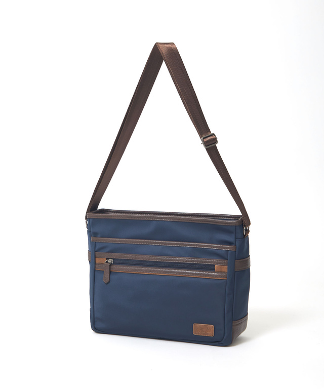 ナイロン フロントポケット ショルダーバッグ