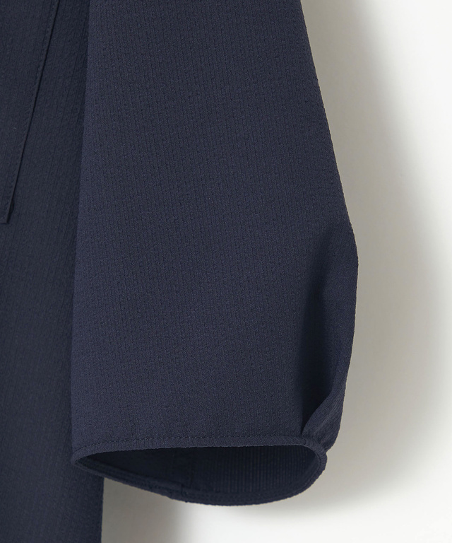 袖タックデザイン プルオーバー ブラウス