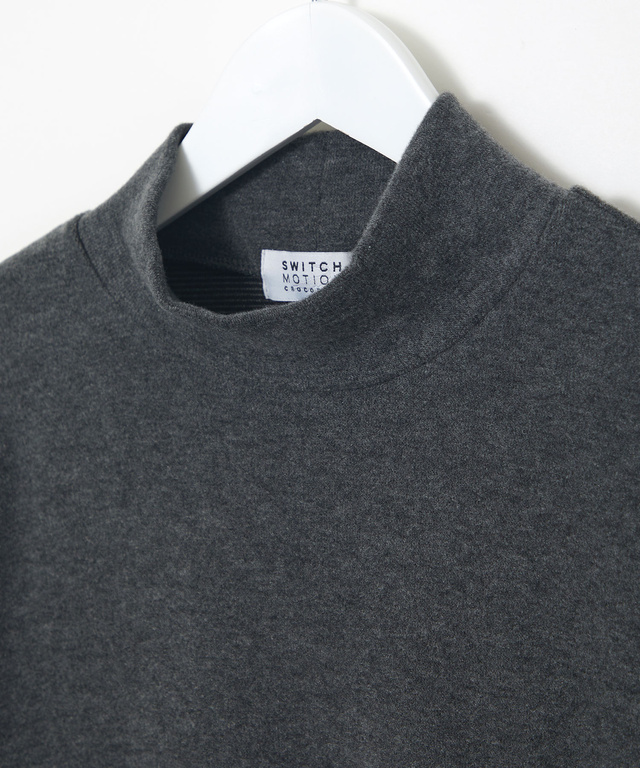 リブボーダー ハイネック カットソー