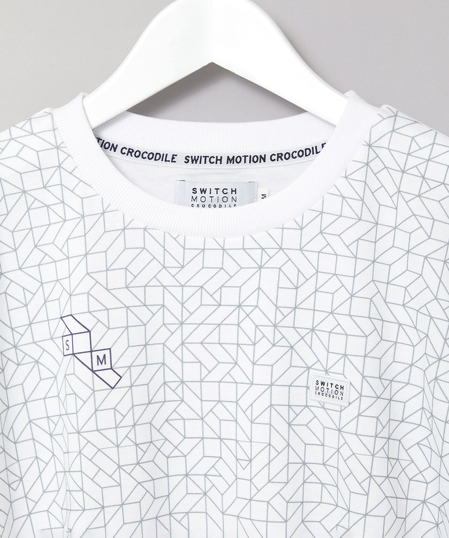 スムース 幾何学 ロゴプリント Tシャツ