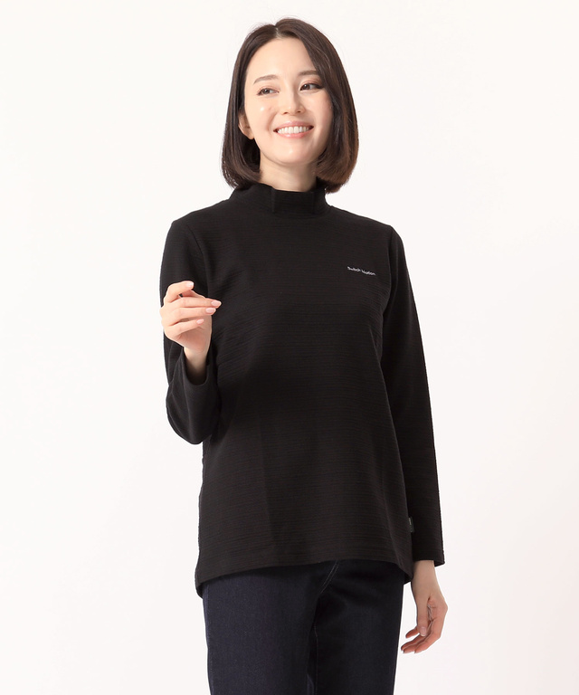 地柄ハイネックTシャツ