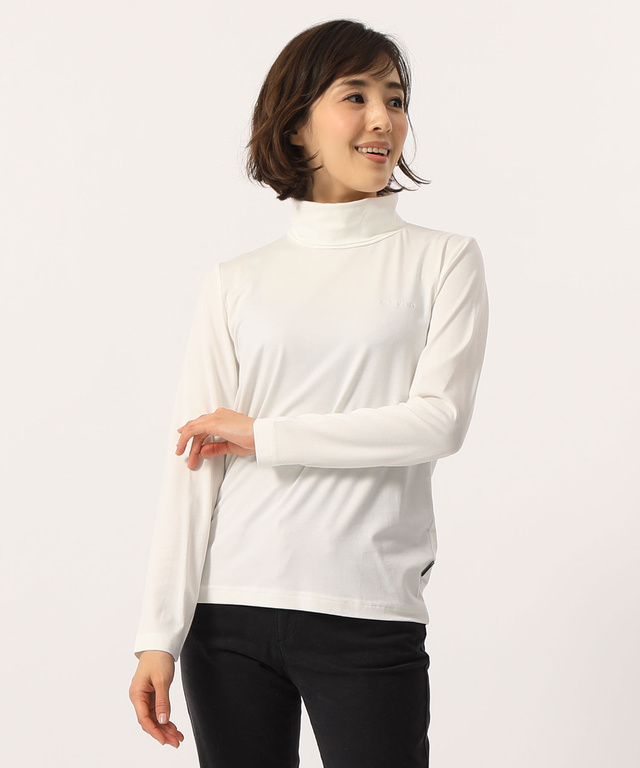 暖かタートルネックTシャツ