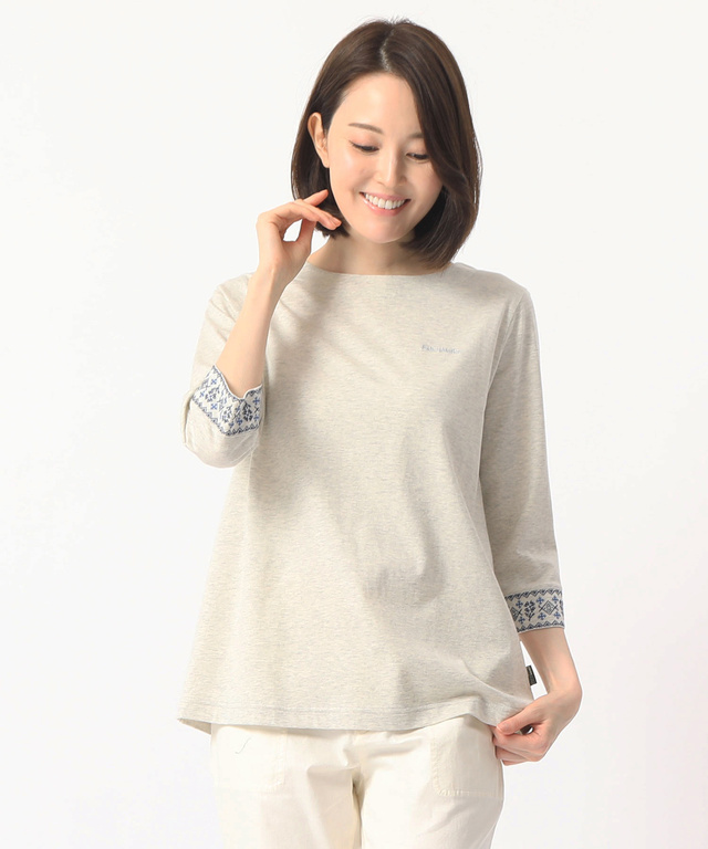 袖口刺繍Tシャツ