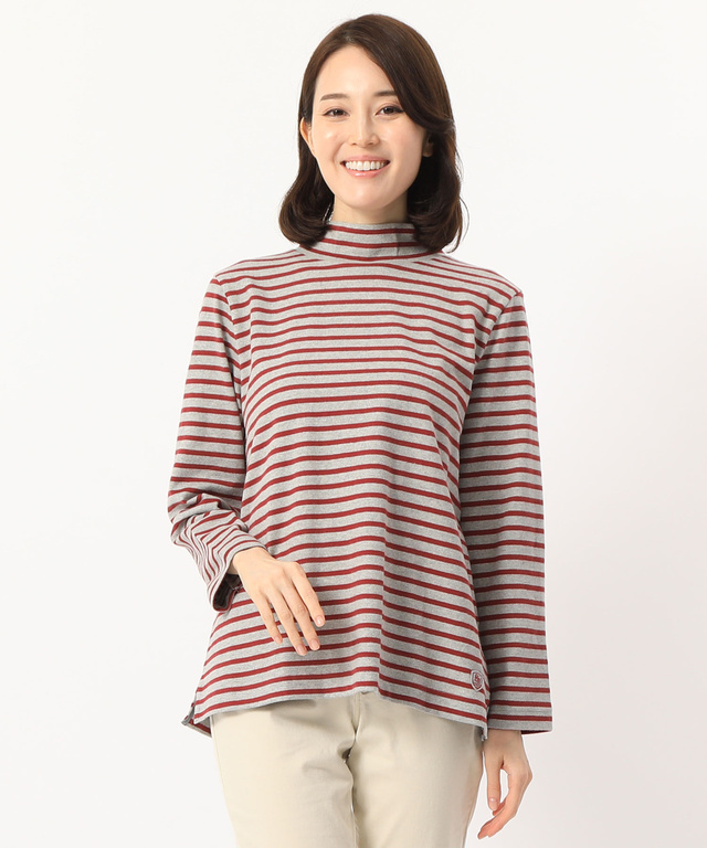 AラインハイネックTシャツ