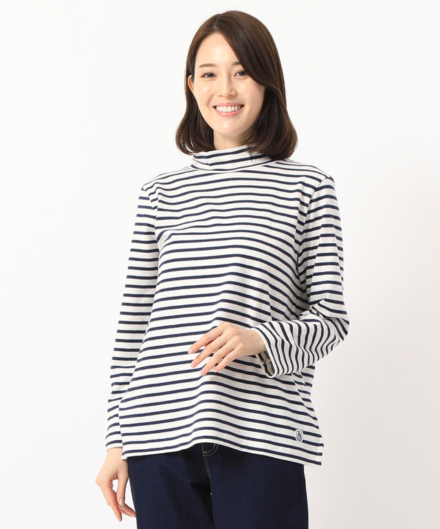 AラインハイネックTシャツ