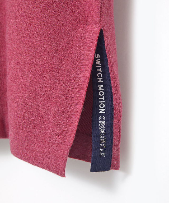 裾切り替え ロゴライン クルーネックニット