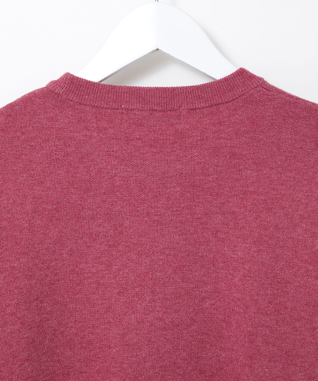 裾切り替え ロゴライン クルーネックニット