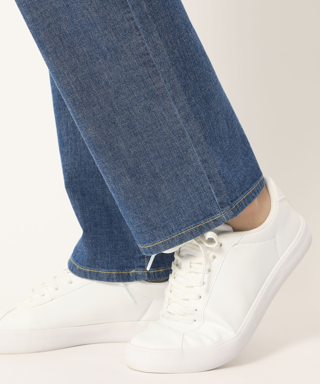 デニムパンツ