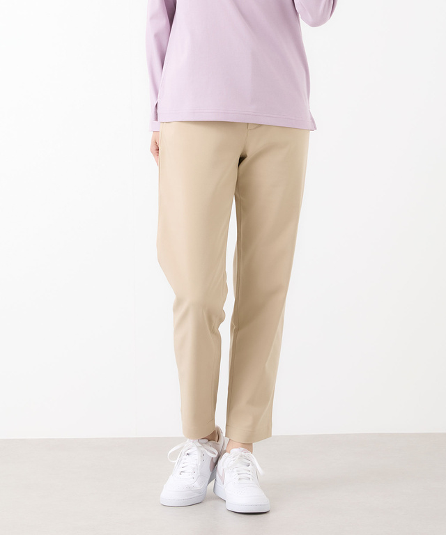 ストレッチ テーパードパンツ