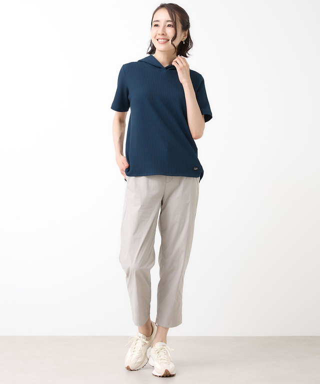 テーパード シルエット パンツ