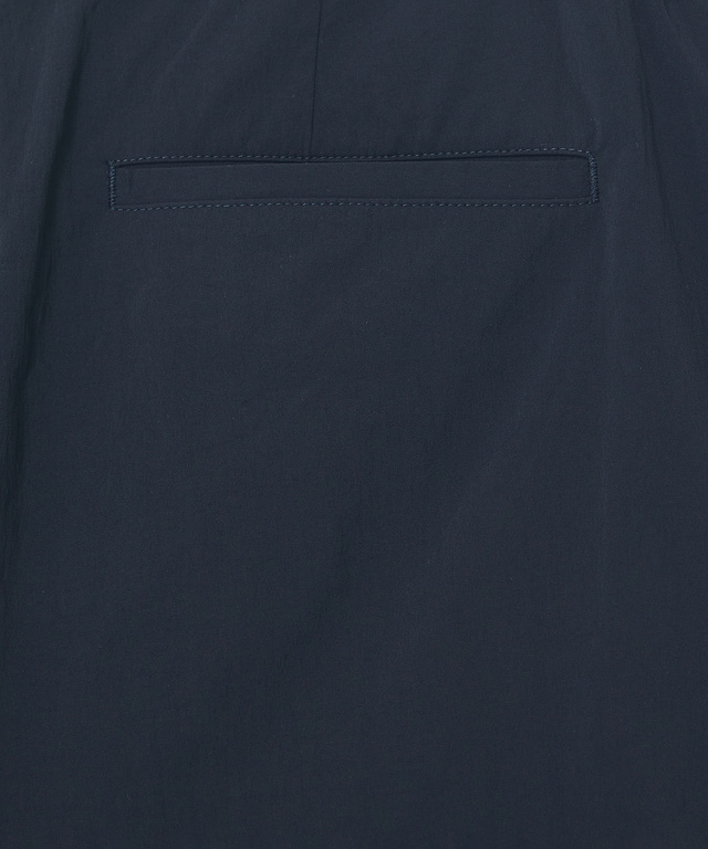 テーパード シルエット パンツ