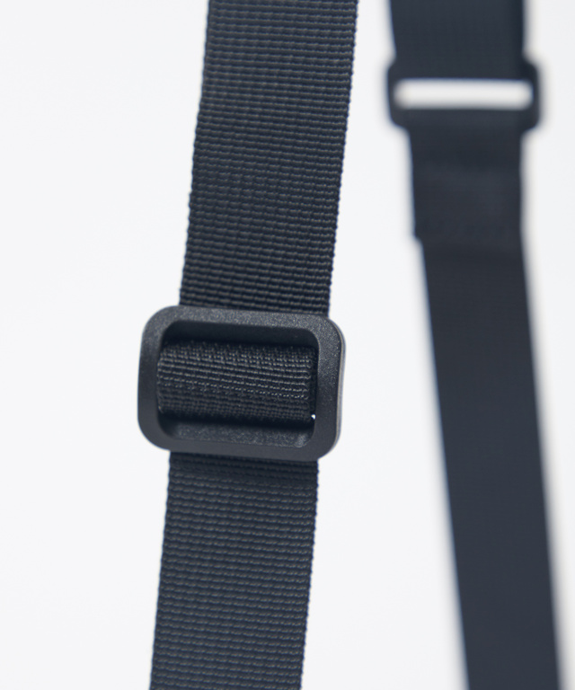 ロゴプリント フラップ ショルダーバッグ