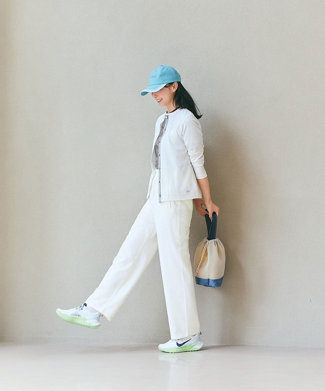 メッシュ切り替え ロゴ刺繍 キャップ